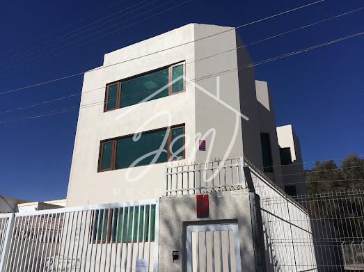 Se vende edificio de oficinas 